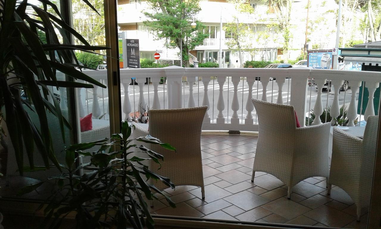 Hotel Trevi Riccione Luaran gambar